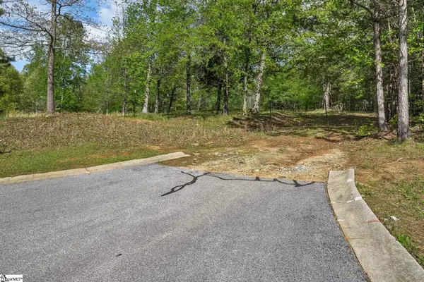 467 Overlook Drive, Fair Play, SC 29643