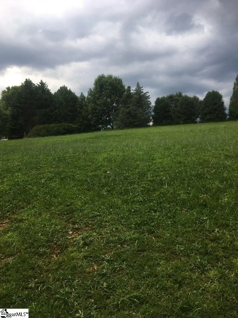 1240 Lakeview Drive, Greenville, SC 29611 - Image #2