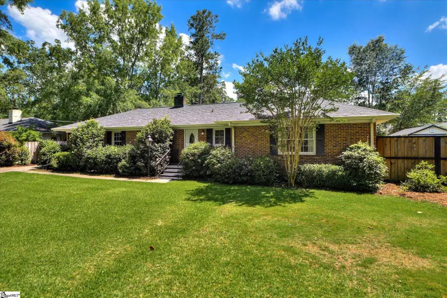 215 SE Barnard Avenue, Aiken, SC 29801 - #2