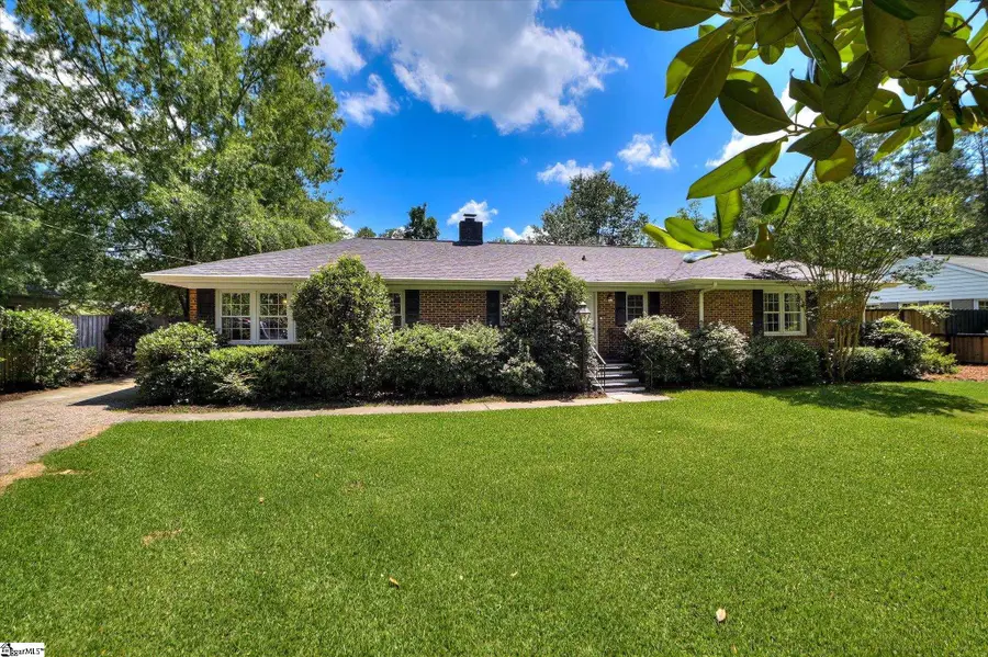 215 SE Barnard Avenue, Aiken, SC 29801 - #3