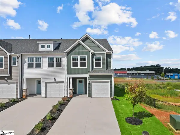 202 Cali Way, Piedmont, SC 29673