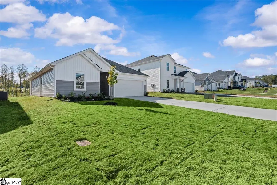 212 Tantalus Street, Gray Court, SC 29645 - #2