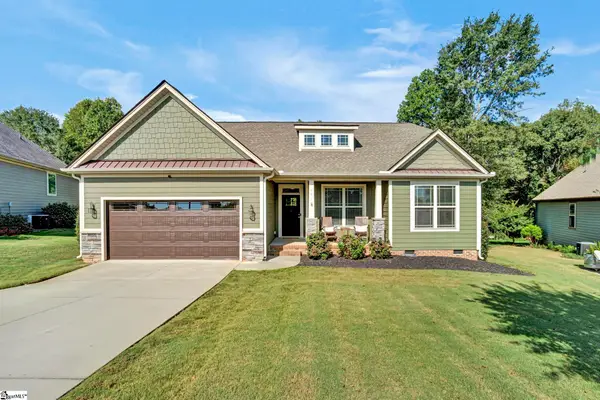 945 Garnet Circle, Chesnee, SC 29323