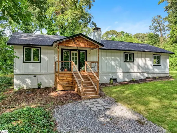 7 Holly Hill Drive, Spartanburg, SC 29301