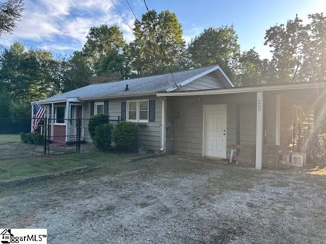 265 W Durham Street, Landrum, SC 26356 - Image #2