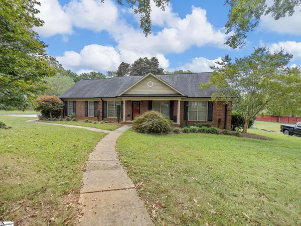1216 Shoresbrook Road, Spartanburg, SC 29301
