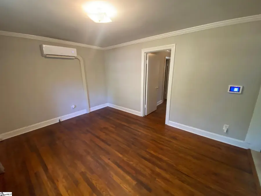 303 Southview Drive, Laurens, SC 29360 - Image #2