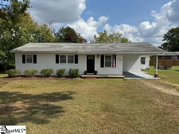 106 Cloverdale Drive, Boiling Springs, SC 29316