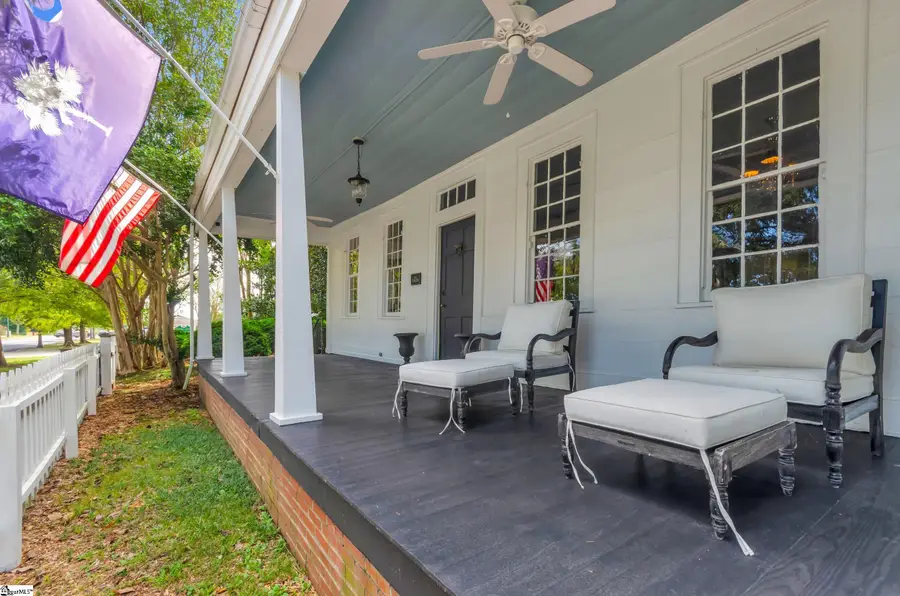 204 S Main Street, Abbeville, SC 29620 - #3