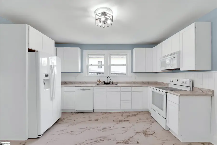 145 Margaret Street, Easley, SC 29640 - Image #2