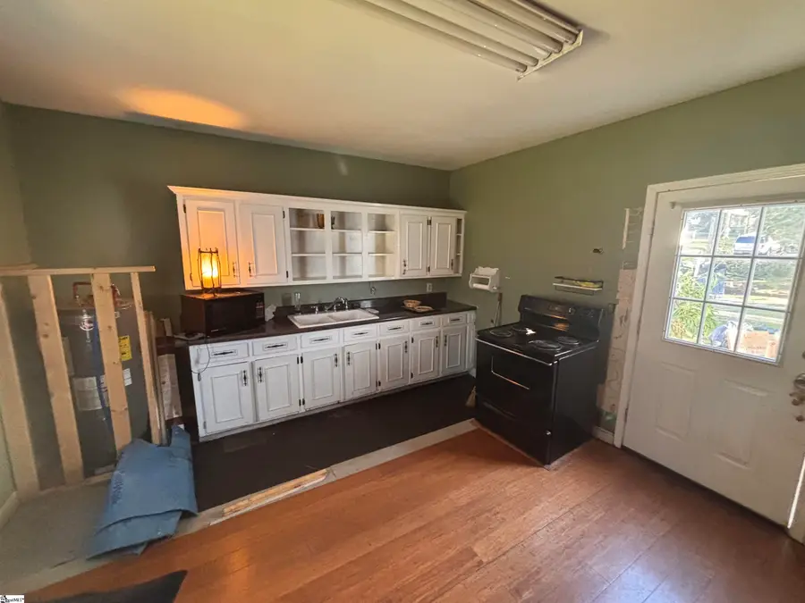 200 Pickens Street, Easley, SC 29640 - Image #2