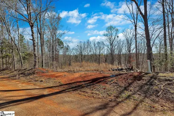 213 Perry Circle, Townville, SC 29689