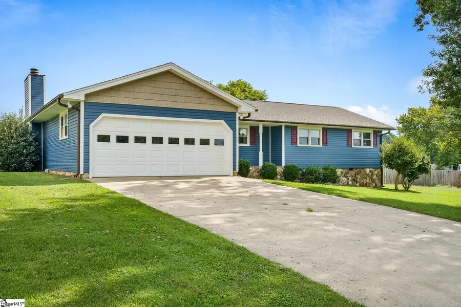 105 Stonehaven Drive, Anderson, SC 29625 - Image #3