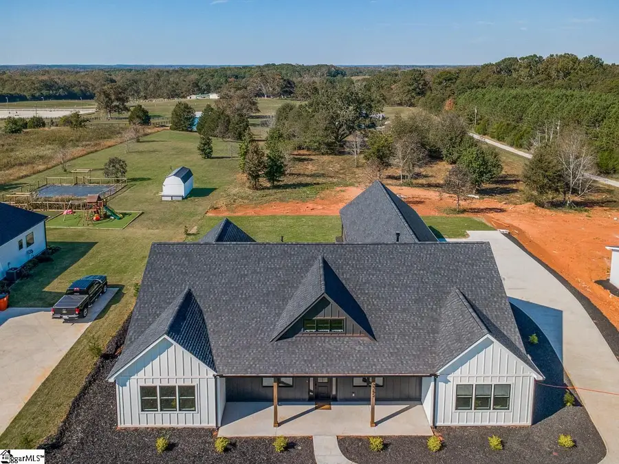 3392 Fairview Road, Fountain Inn, SC 29644 - Image #2