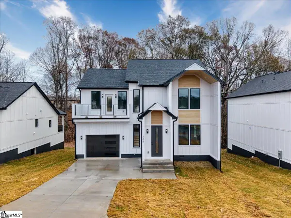 124 Lyman Avenue, Duncan, SC 29344