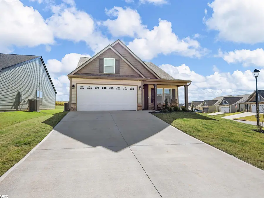2160 Davenport Court, Moore, SC 29369 - Image #2