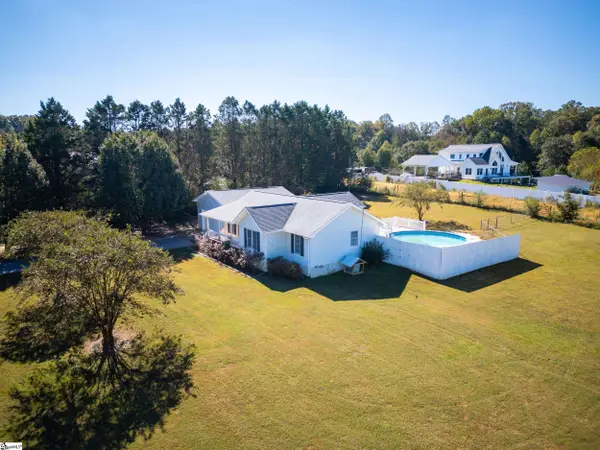 162 Bass Drive, Fair Play, SC 29643