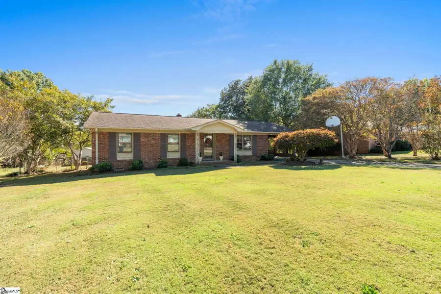 616 Heathwood Drive, Taylors, SC 29687 - Image #2