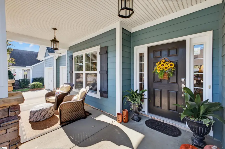 220 Clairhill Court, Simpsonville, SC 29680 - Image #2