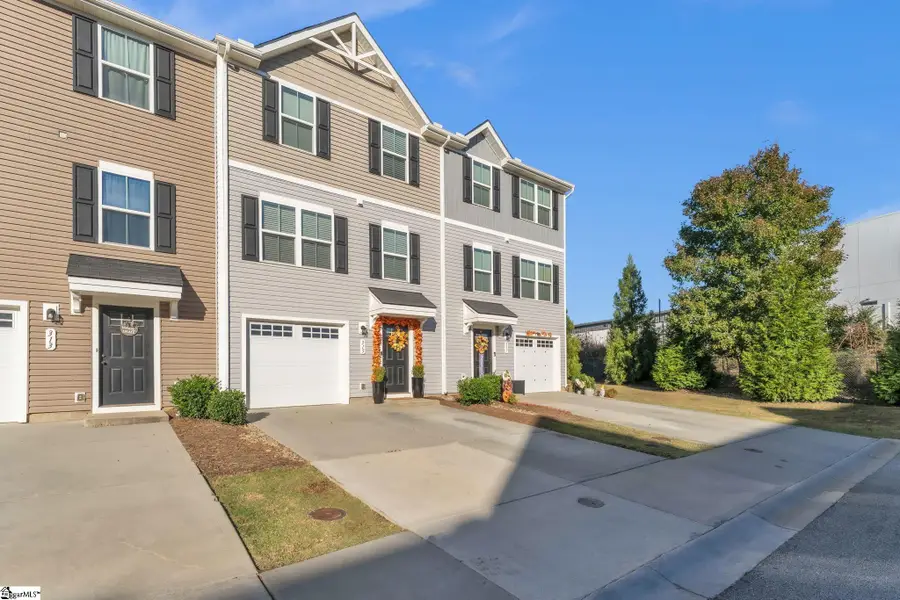 315 Parkridge Way, Simpsonville, SC 29681 - Image #2