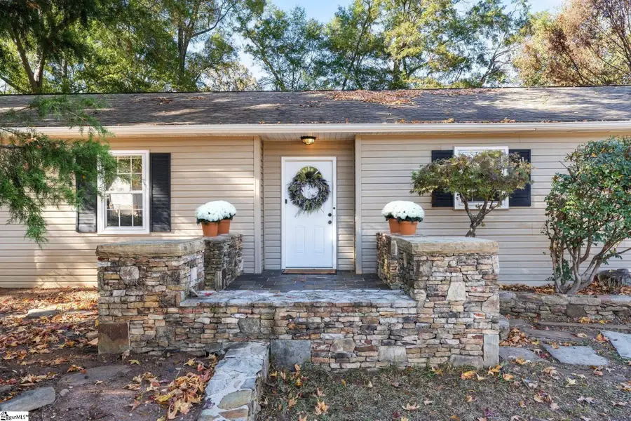 304 Brentwood Way, Simpsonville, SC 29680 - Image #2