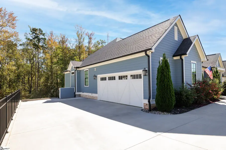 304 Braxton Meadow Drive, Simpsonville, SC 29681 - Image #2