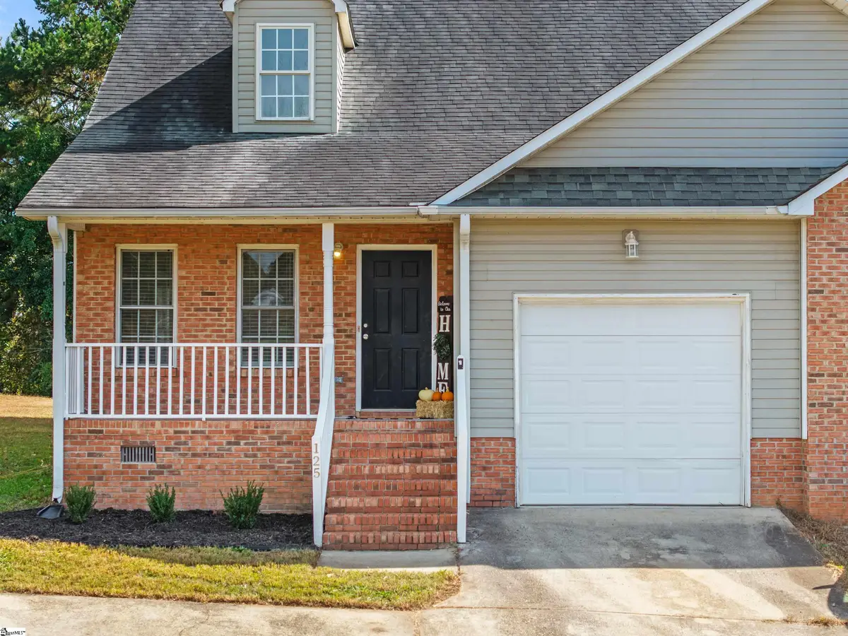125 River Oaks Circle, Piedmont, SC 29673 - Image #1