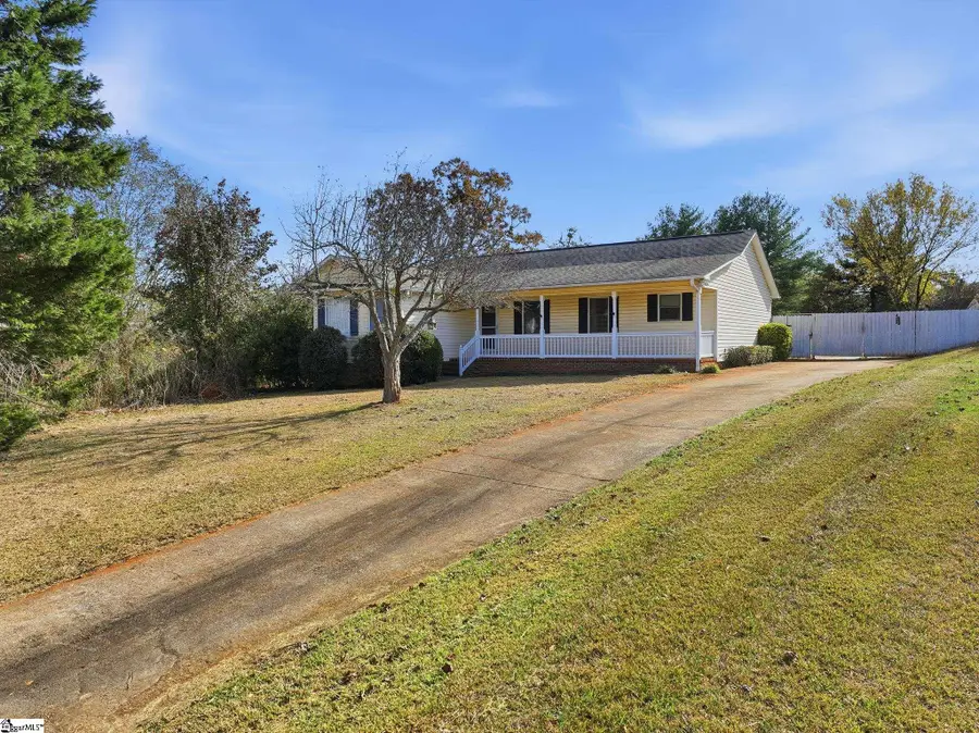 107 Robert Daniel Place, Lyman, SC 29365 - Image #3
