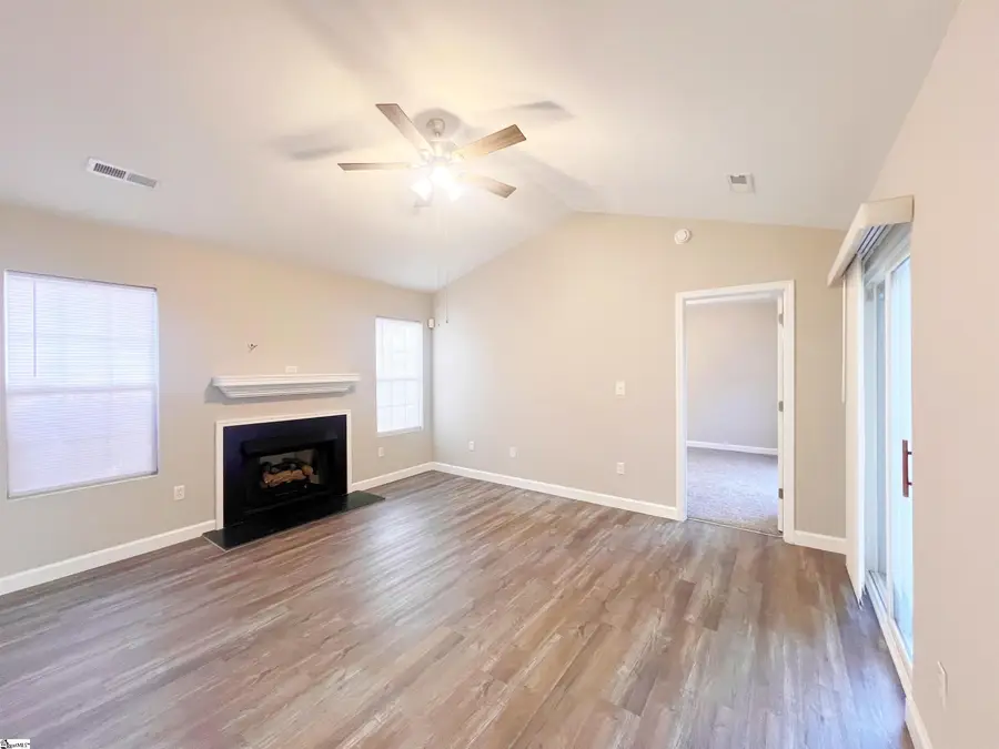 7 Bailess Court, Greer, SC 29650 - Image #2