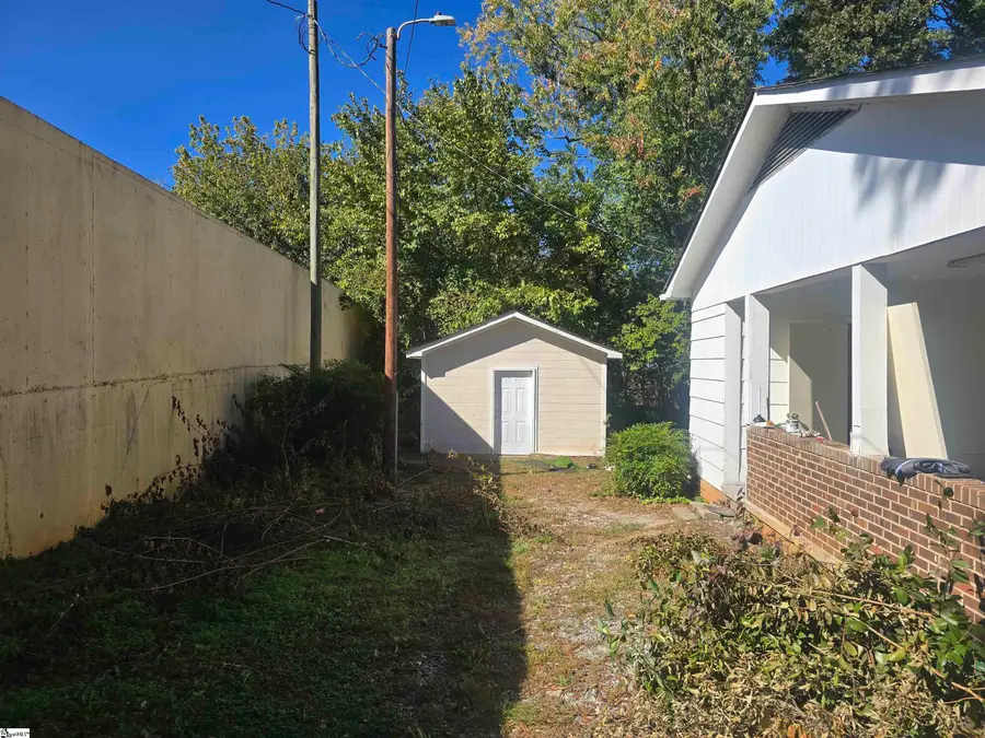 105 Shoally Street, Boiling Springs, SC 29316 - Image #2