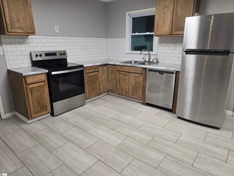 105 Shoally Street, Boiling Springs, SC 29316 - Image #3