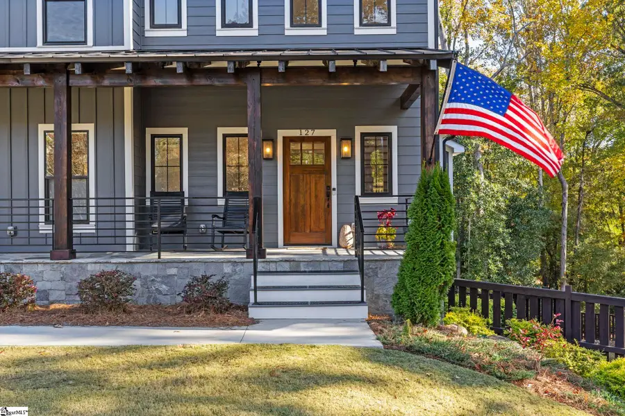 127 W Circle Avenue, Greenville, SC 29607-1516 - Image #2