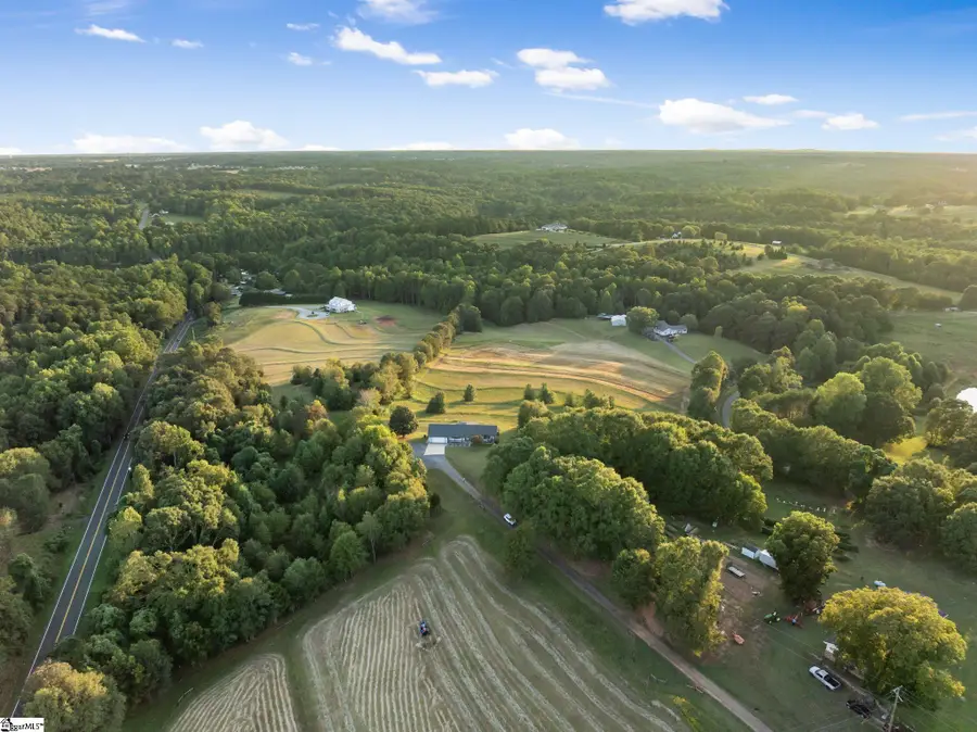 1010 Wall Circle, Chesnee, SC 29323 - Image #2