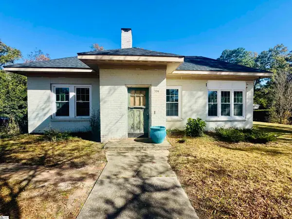 704 North Street, Greenwood, SC 29649