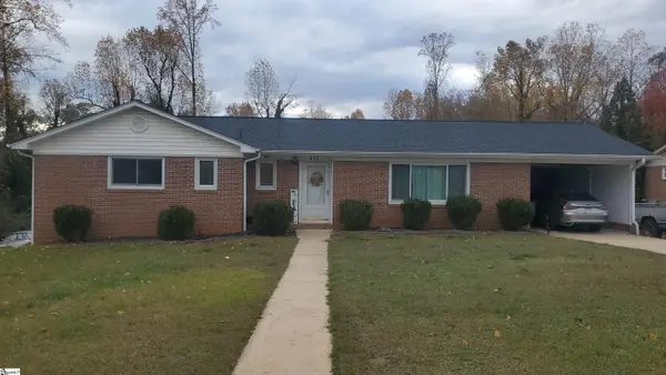 111 Stribling Circle, Spartanburg, SC 29301-1628