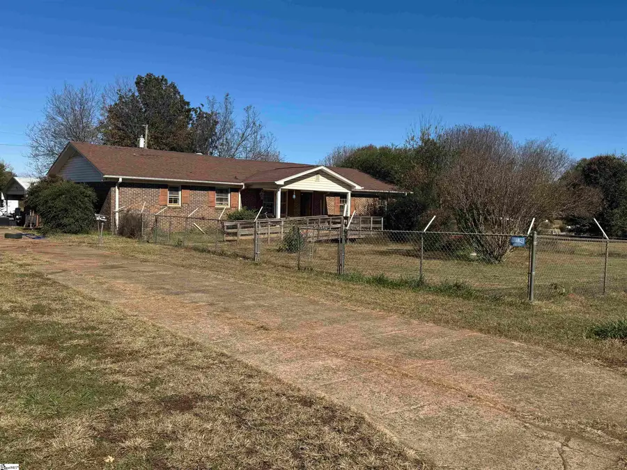403 Sherard Road, Belton, SC 29627 - Image #3