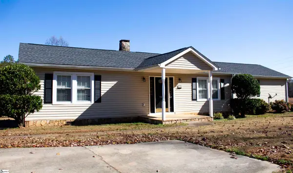 905 Pace Bridge Road, Easley, SC 29640-9577