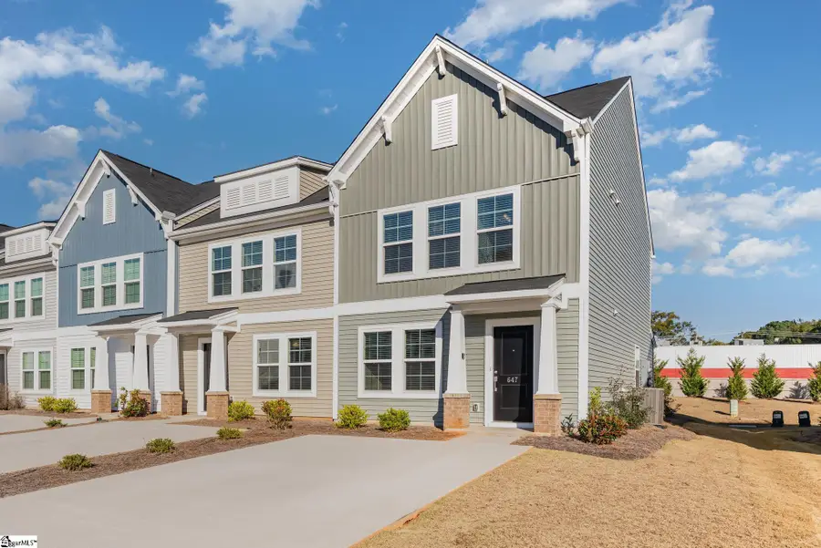 647 Blossum Run, Spartanburg, SC 29307 - Image #2