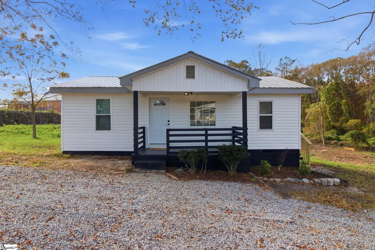 44 Clark St Street, Laurens, SC 29360 - Image #1