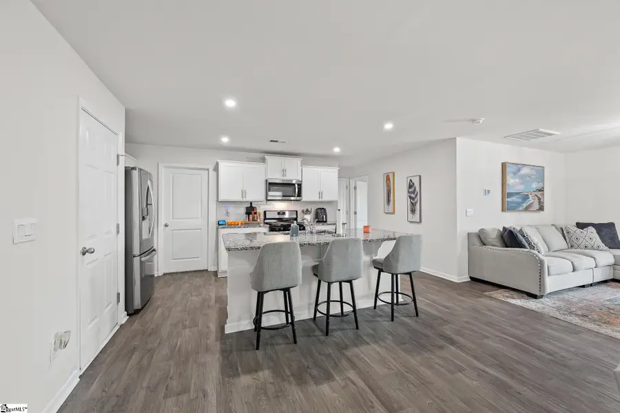 918 Ashwood Way, Easley, SC 29640-8006 - Image #3