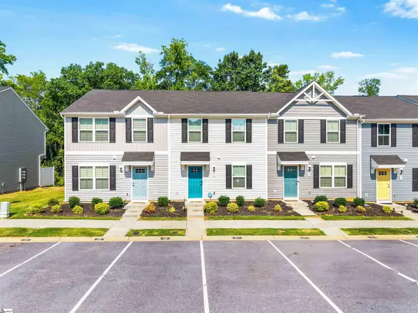 31 Tidworth Drive, Greer, SC 29651