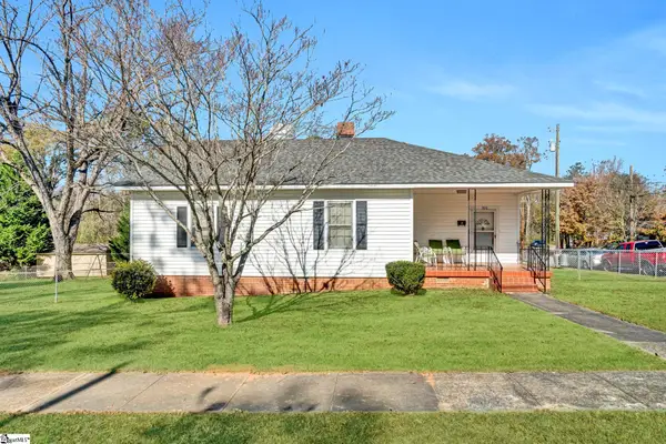 500 W Calhoun Street, Joanna, SC 29351