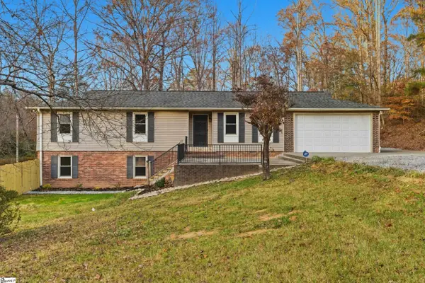 507 Hunts Bridge Road, Easley, SC 29640