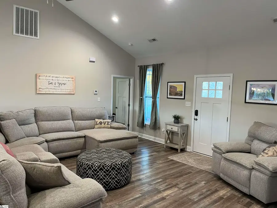 143 Greenway Avenue, Union, SC 29379 - Image #3