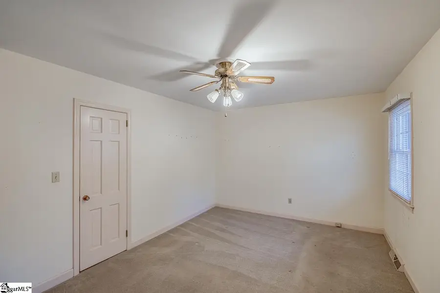 1 B Heritage Court, Greenville, SC 29615 - Image #3