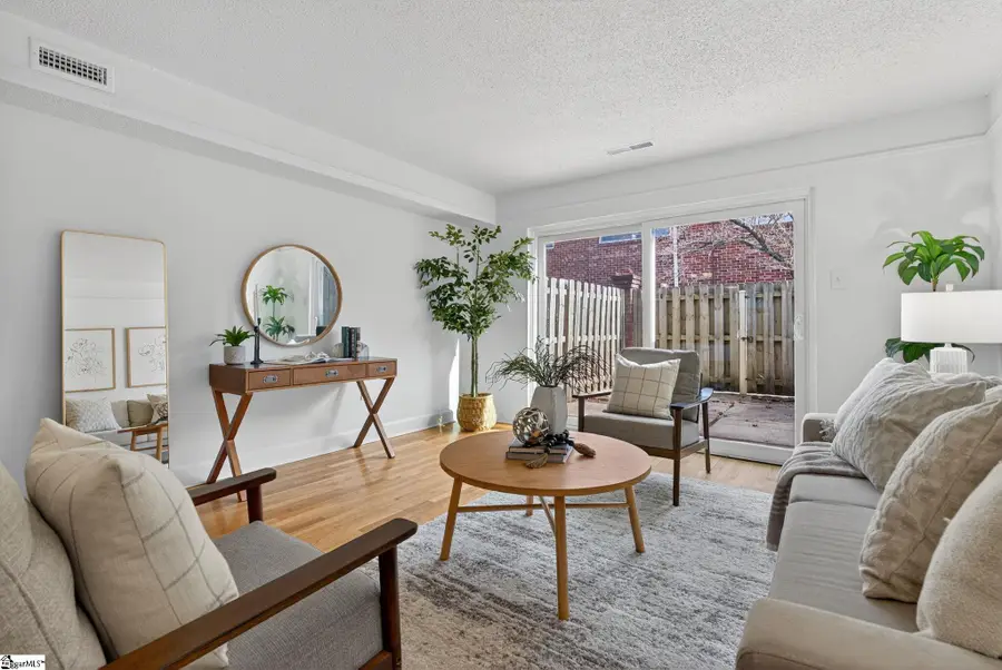 2530 E North Street #Unit 14-K, Greenville, SC 29615 - Image #2