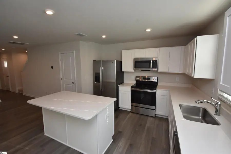 Address Withheld By Seller, Greenville, SC 29605 - Image #2