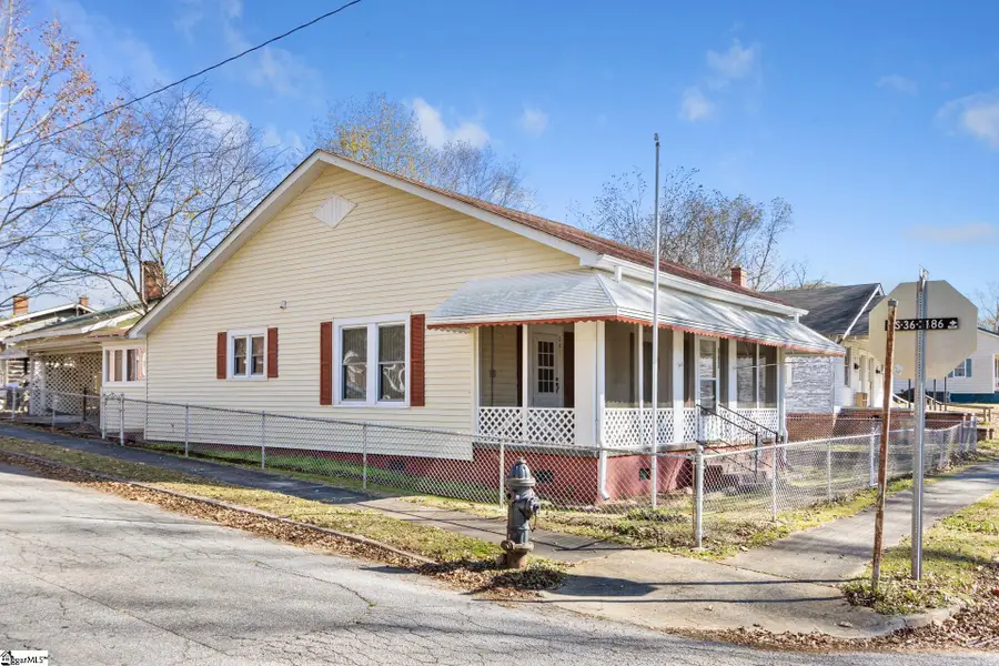 201 Mcdonald Street, Whitmire, SC 29178 - Image #3