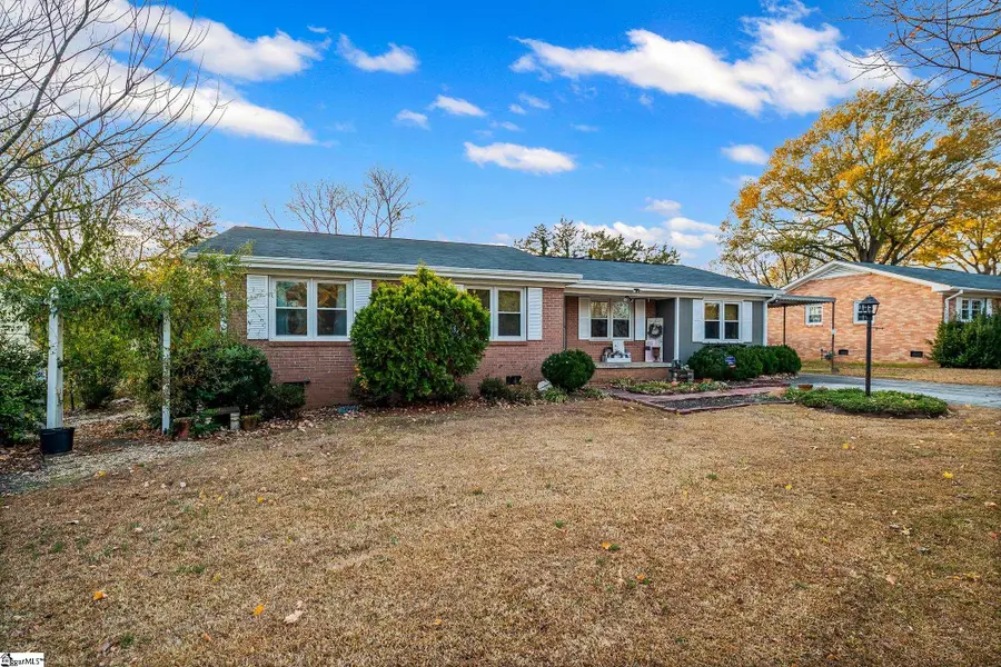 404 Reeves Drive, Simpsonville, SC 29681 - Image #2