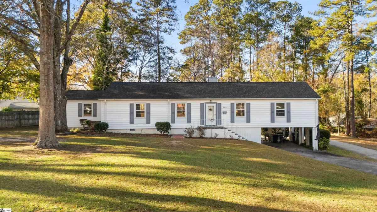 105 Wedgewood Drive, Laurens, SC 29360 - Image #1